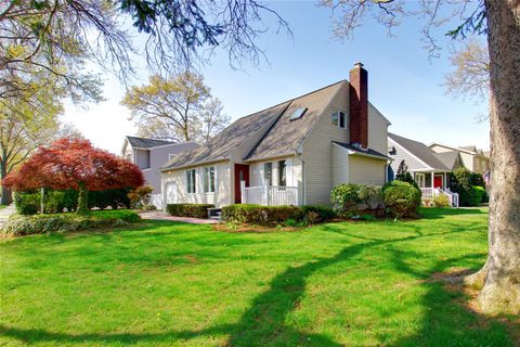 38 Grove Street, Garden City, NY 11530 - MLS#: 854144