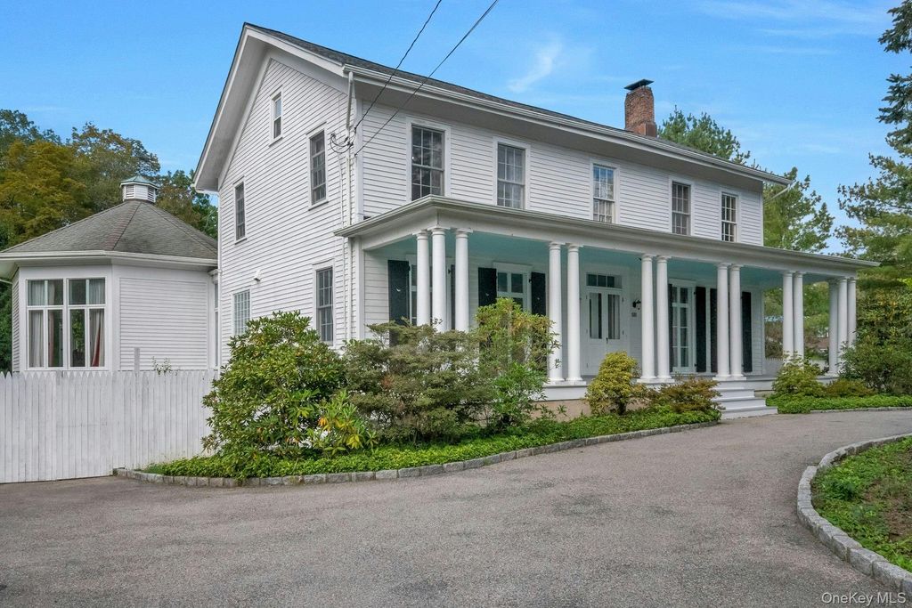 Photo of 59 Somerstown Road, Ossining, NY 10562 (MLS # 885392)