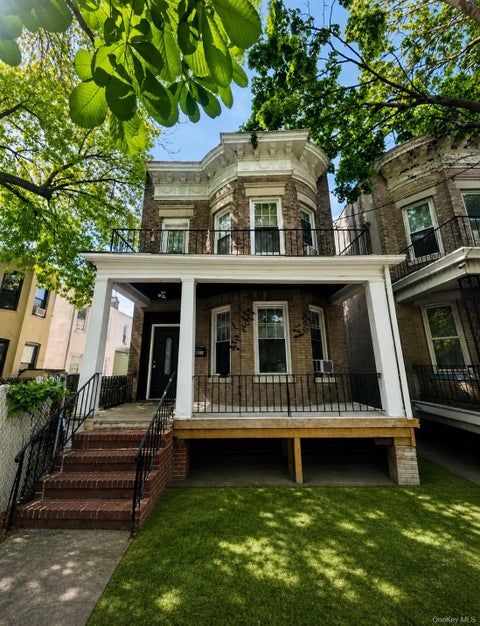 Multifamily For Sale - 10411 89th Avenue<br/> Richmond Hill, NY 11418