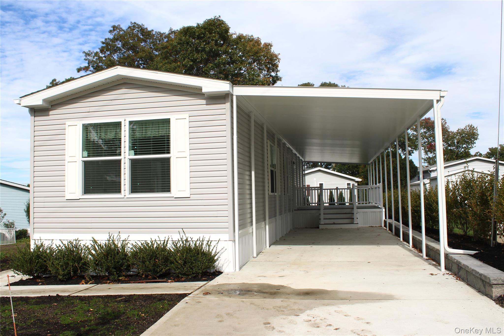1661 Old Country Road 212
