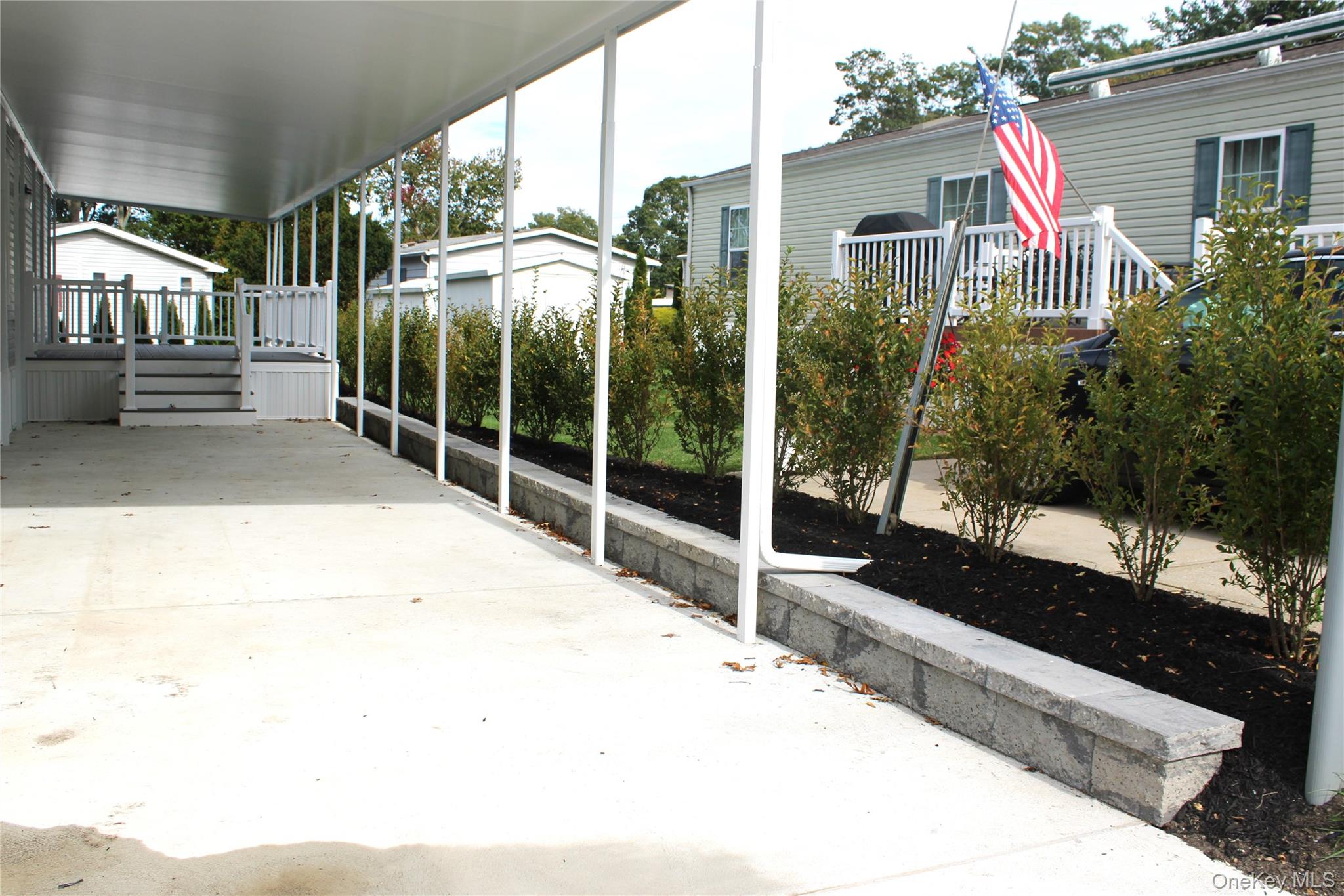 1661 Old Country Road 212