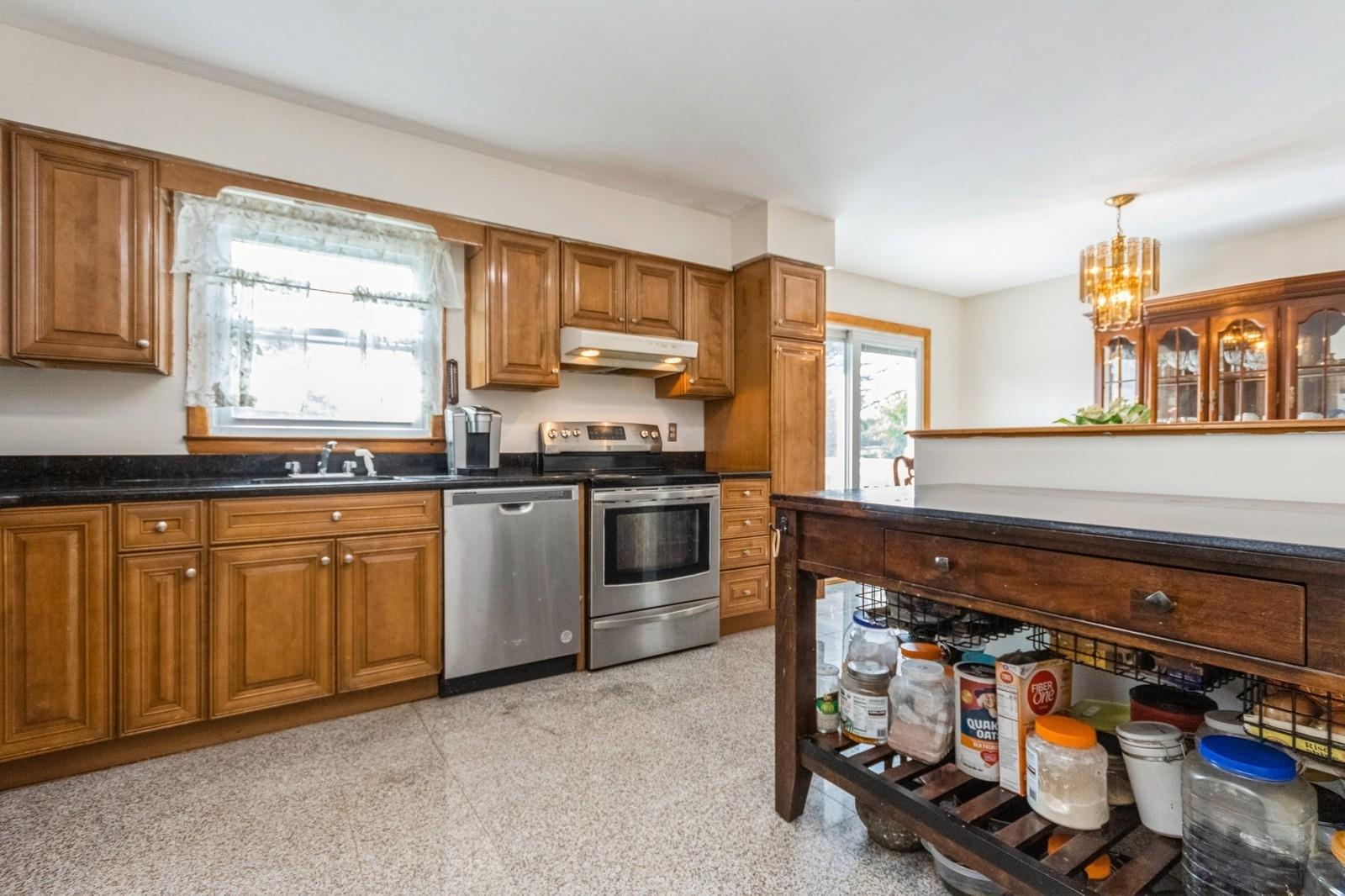 Dover Plains, New York 12522, United States, 3 Bedrooms Bedrooms, ,2 BathroomsBathrooms,Residential,Active,145089