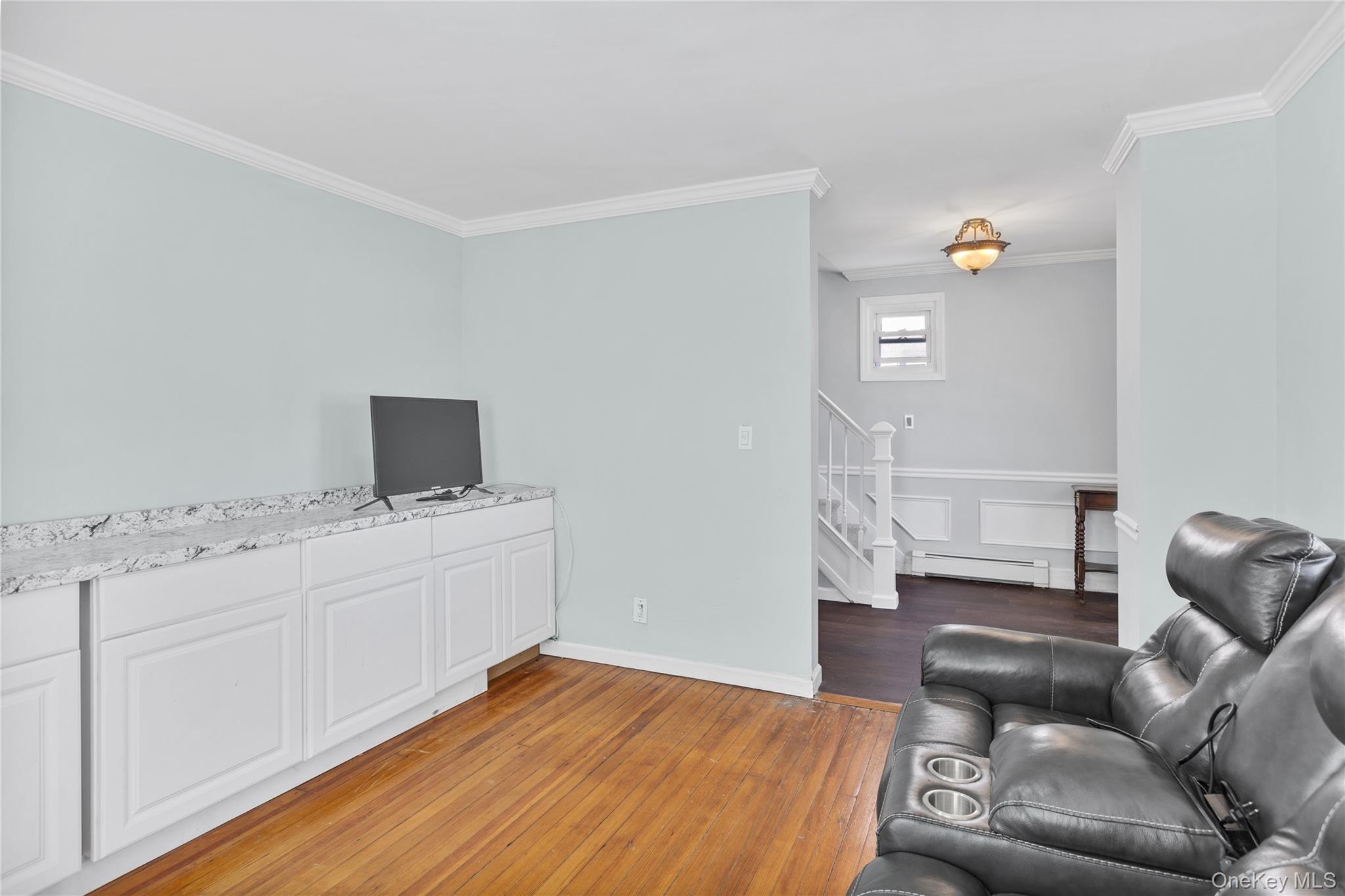 81 Fairground Avenue