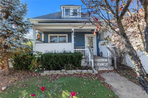 81 Fairground Avenue Huntington Station NY 11746