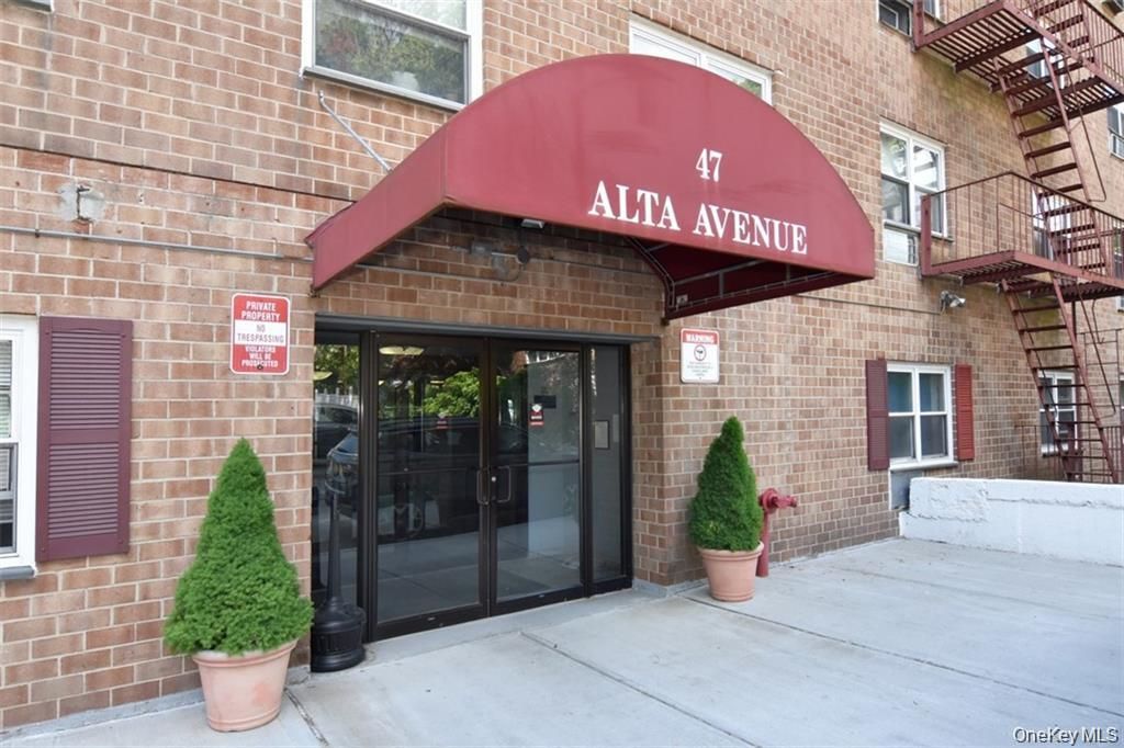 Photo of 47 Alta Avenue #3C, Yonkers, NY 10705 (MLS # 1005705)