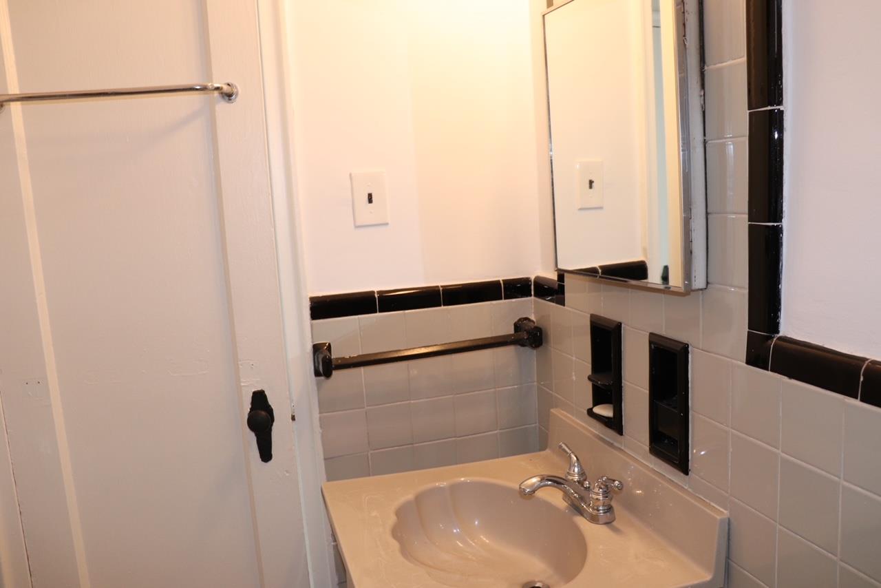 69-40 Yellowstone Boulevard #207, Forest Hills, New York image 13