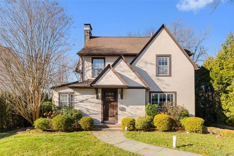 29 Dobbs Terrace Scarsdale NY 10583