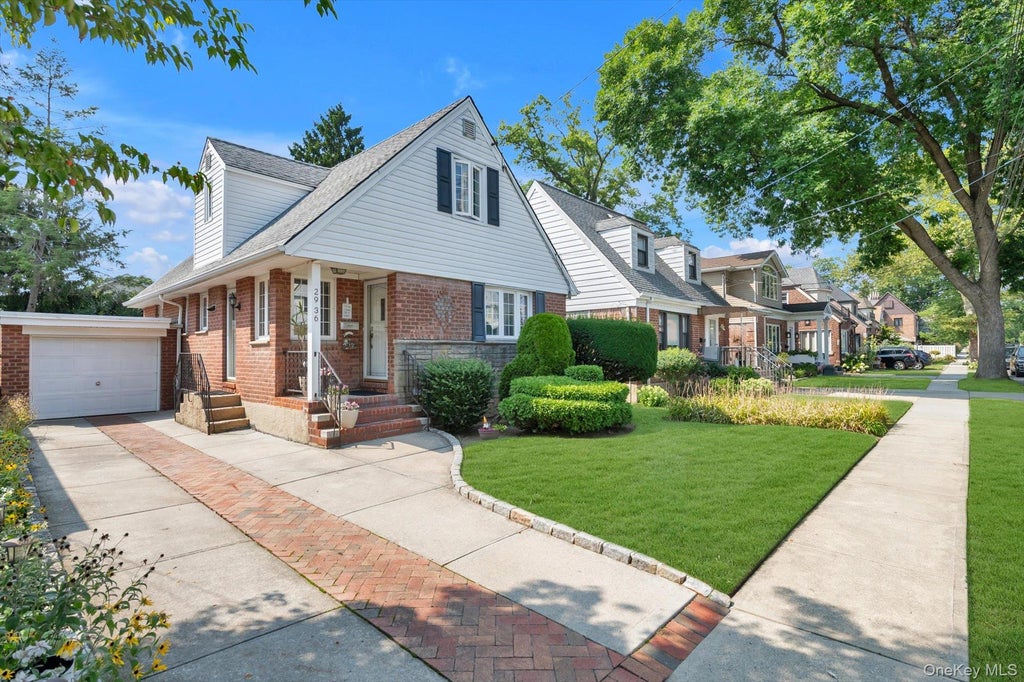 Photo of 29-36 165th Street, Flushing, NY 11358 (MLS # 1039928)
