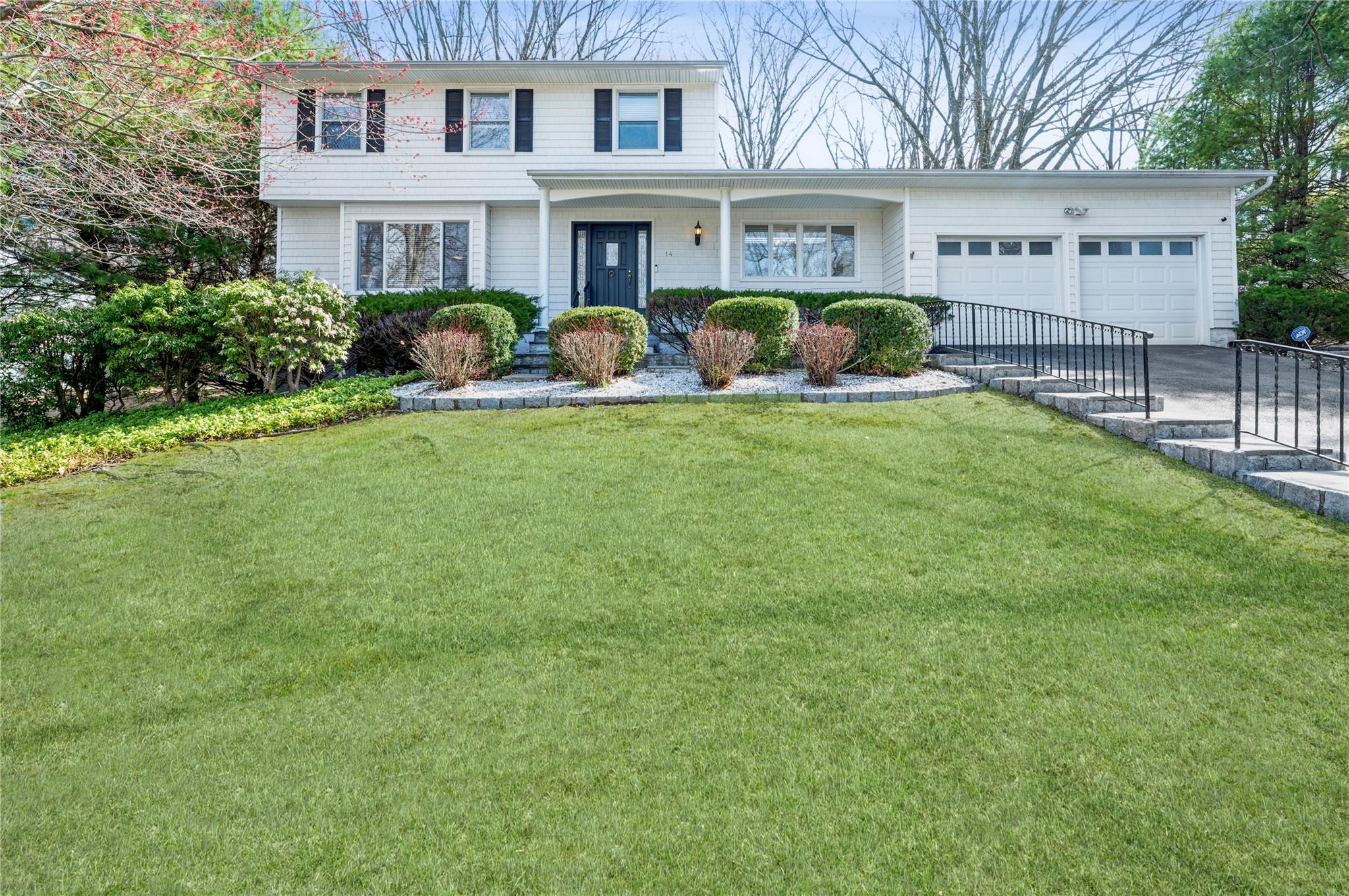 14 Reeback Drive, Ossining, New York image 1