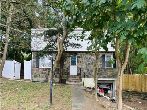 Homes For Sale - 34 St Eleanoras Lane<br/> Yonkers, NY 10707