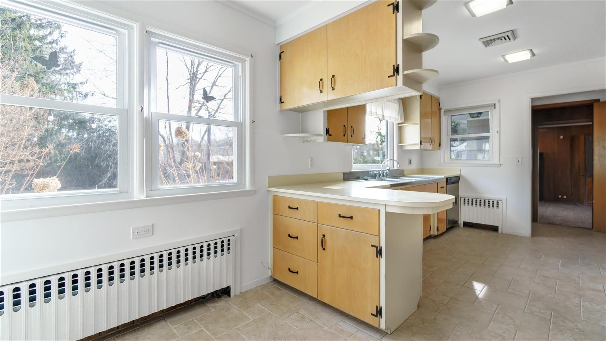74 Sunrise Avenue, Riverhead, New York image 15