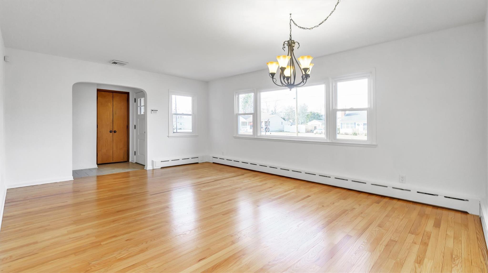 74 Sunrise Avenue, Riverhead, New York image 19