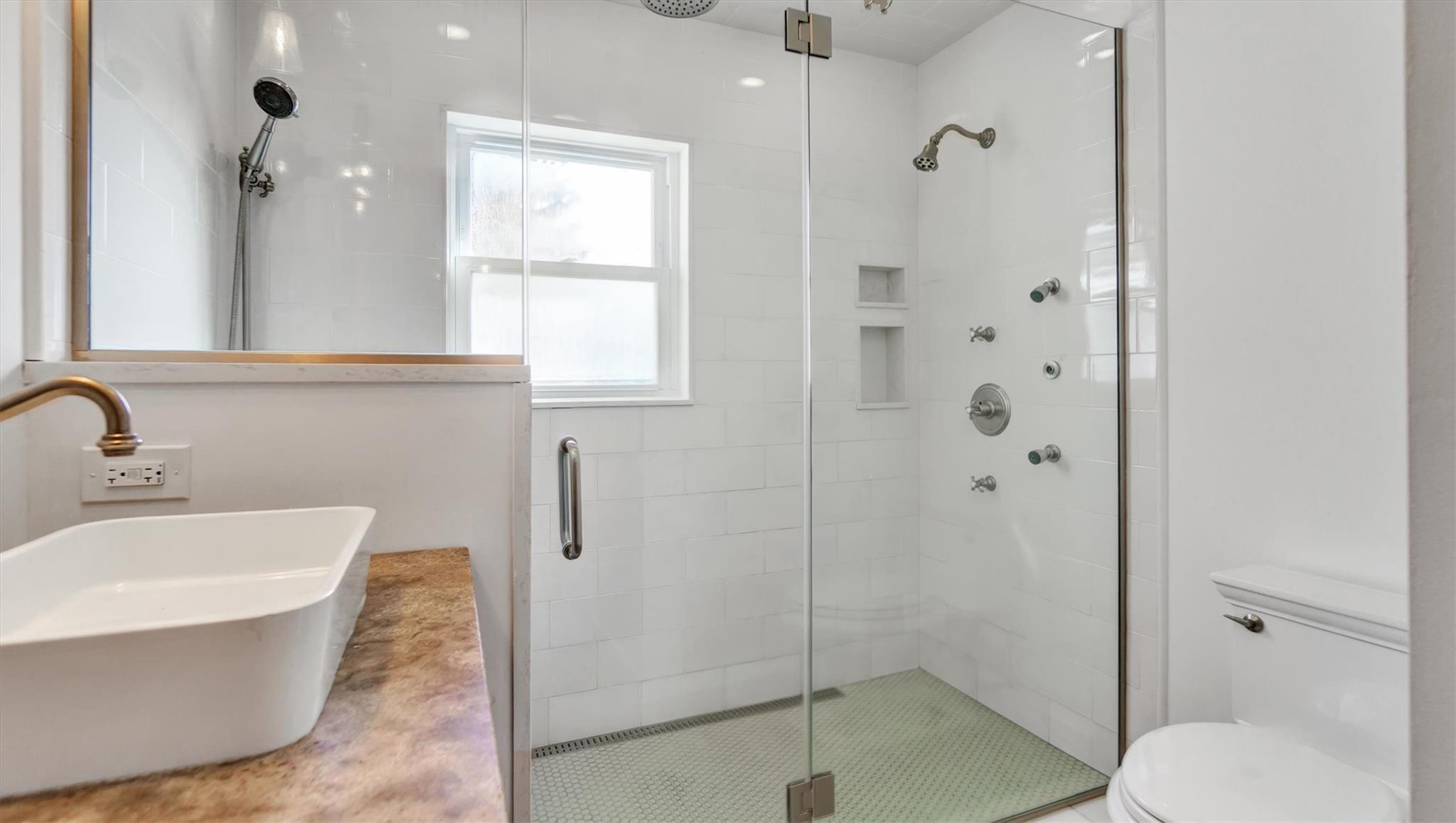 74 Sunrise Avenue, Riverhead, New York image 23