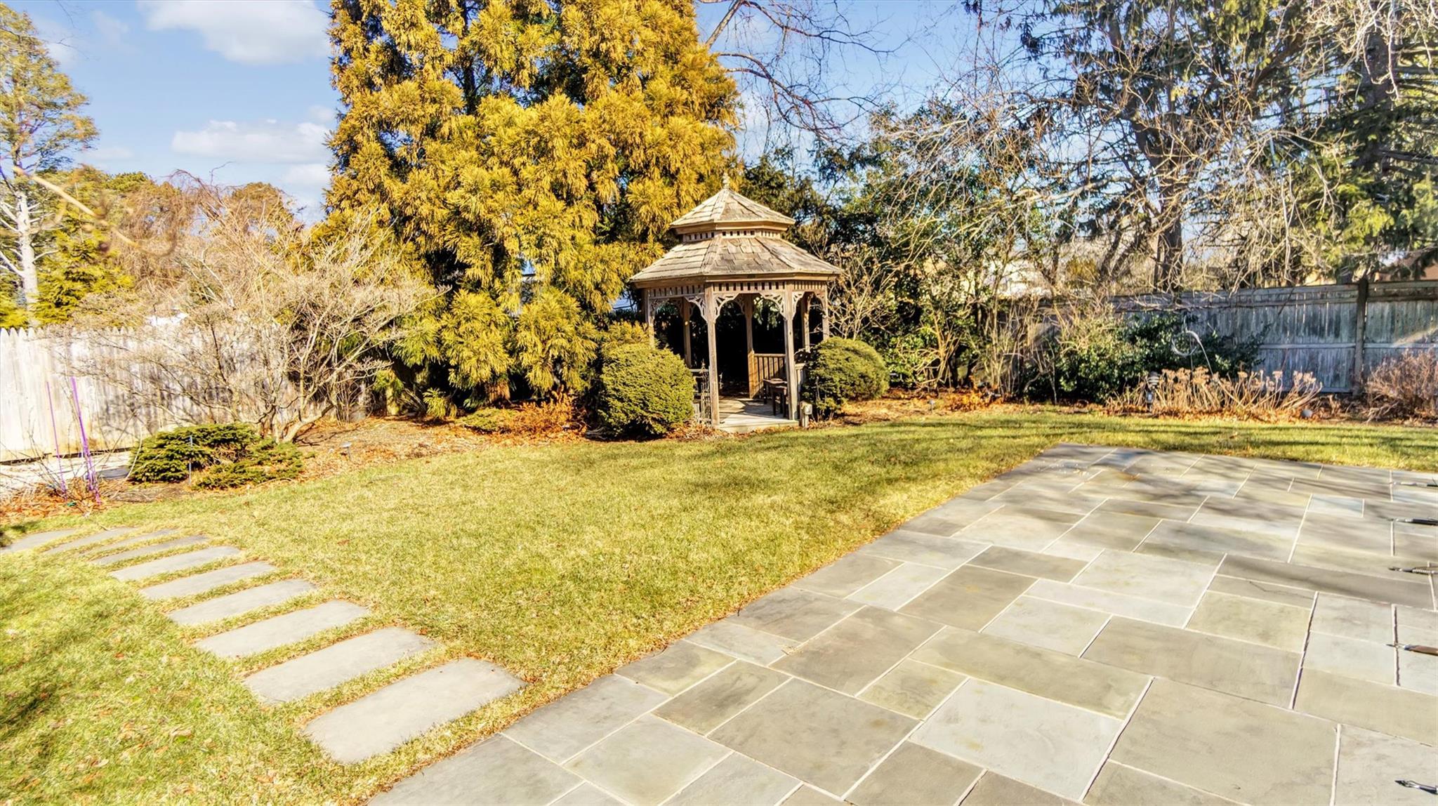 74 Sunrise Avenue, Riverhead, New York image 3