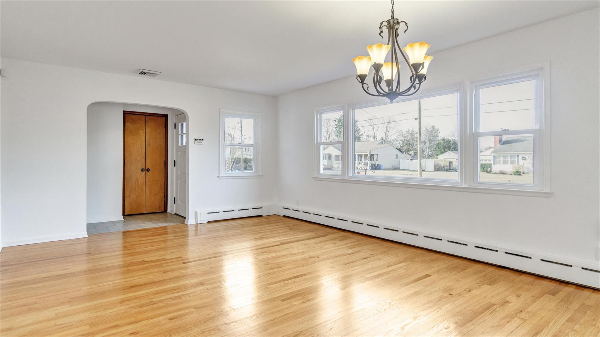 74 Sunrise Avenue, Riverhead, New York image 14