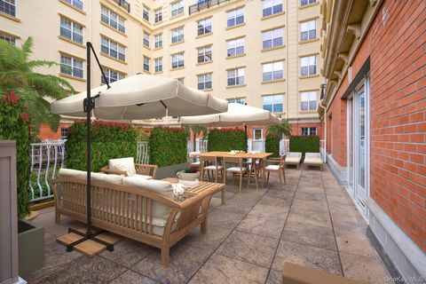 10 Byron Place 204 Larchmont NY 10538