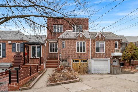 58-12 77th Place, Middle Village, NY 11379 - MLS#: 969011