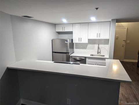 Condo For Rent - 3413 Villa At The Woods<br/> Peekskill, NY 10566
