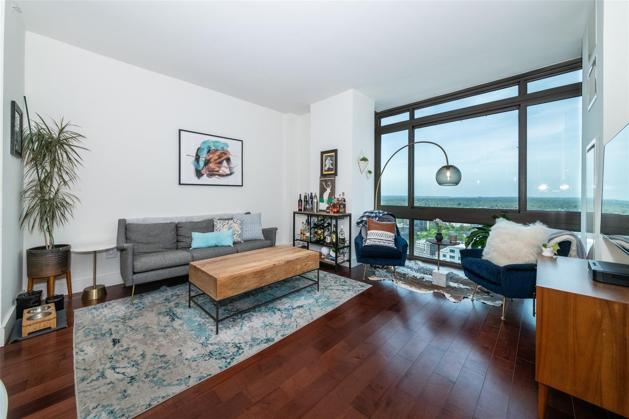 Huguenot Street 2804, New Rochelle, New York - 1 Bedrooms  
2 Bathrooms  
2 Rooms - 