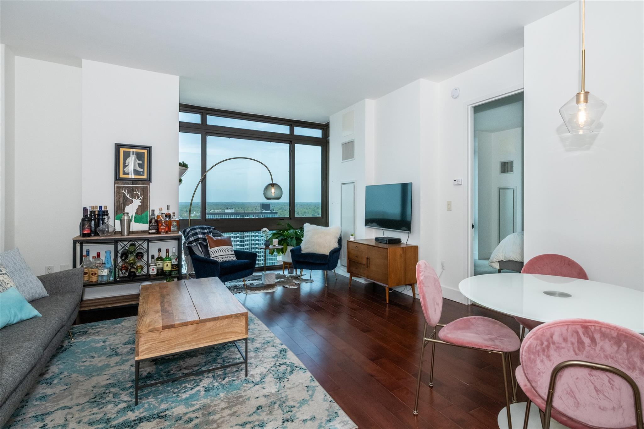 175 Huguenot Street 2804