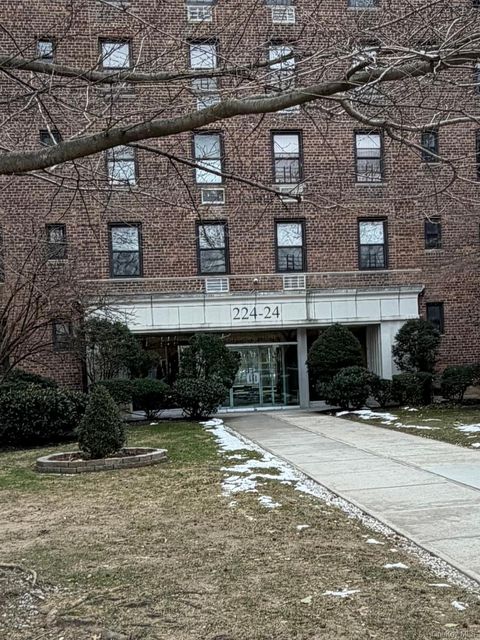 224-24 Union Turnpike Unit 1P, Bayside, NY 11364 - MLS#: 948101