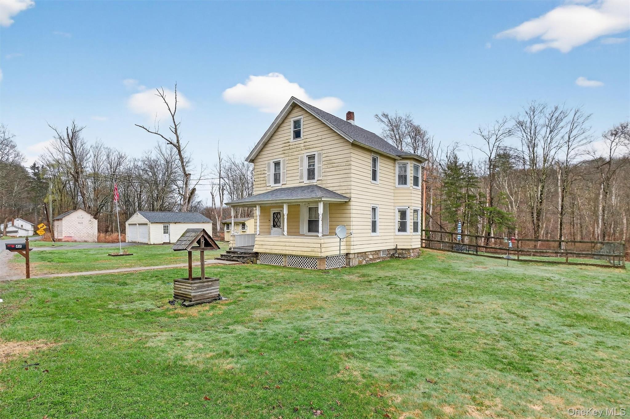 42 Phillipsport Road