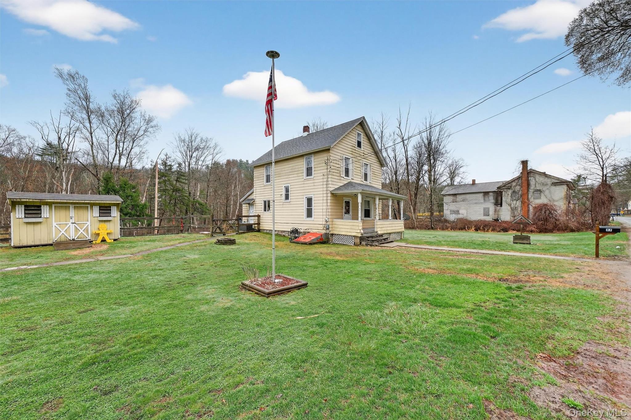 42 Phillipsport Road