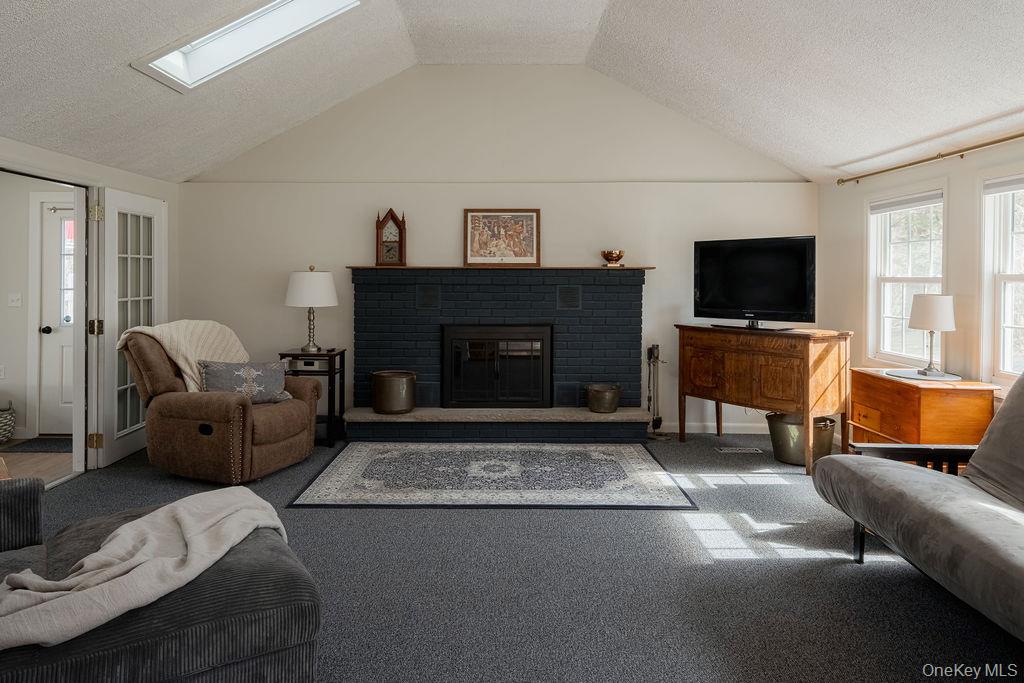 307 Sepasco Lake