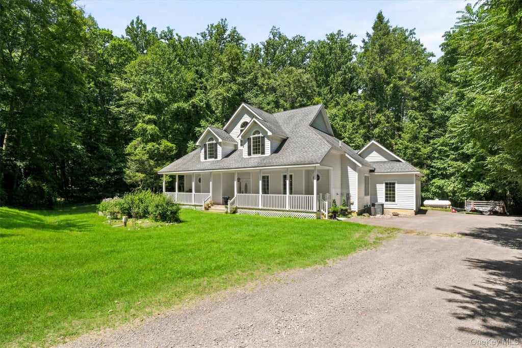 Photo of 33 Corriedale Lane, Cottekill, NY 12419 (MLS # 1027870)