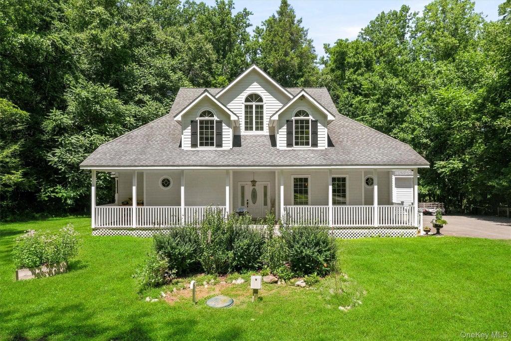 Photo of 33 Corriedale Lane, Cottekill, NY 12419 (MLS # 1027870)
