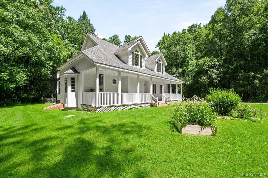 Photo of 33 Corriedale Lane, Cottekill, NY 12419 (MLS # 1027870)