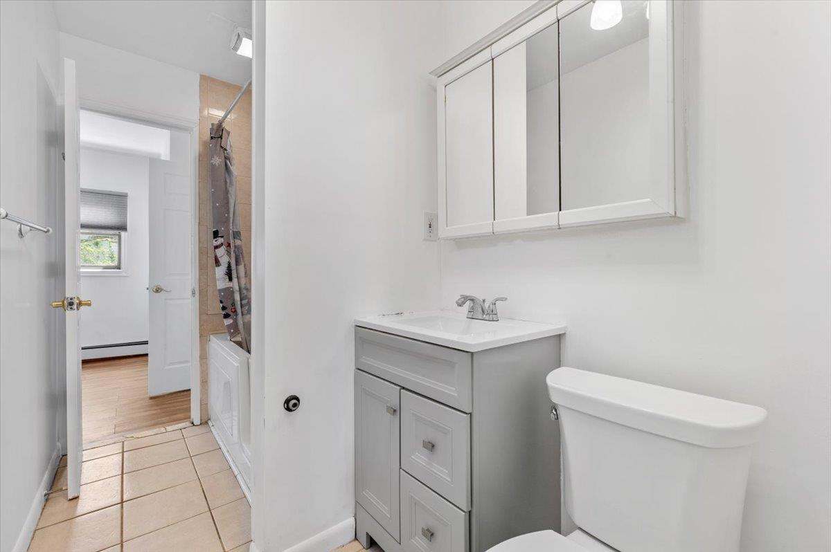 12 Leyden Street, Huntington Station, New York image 10