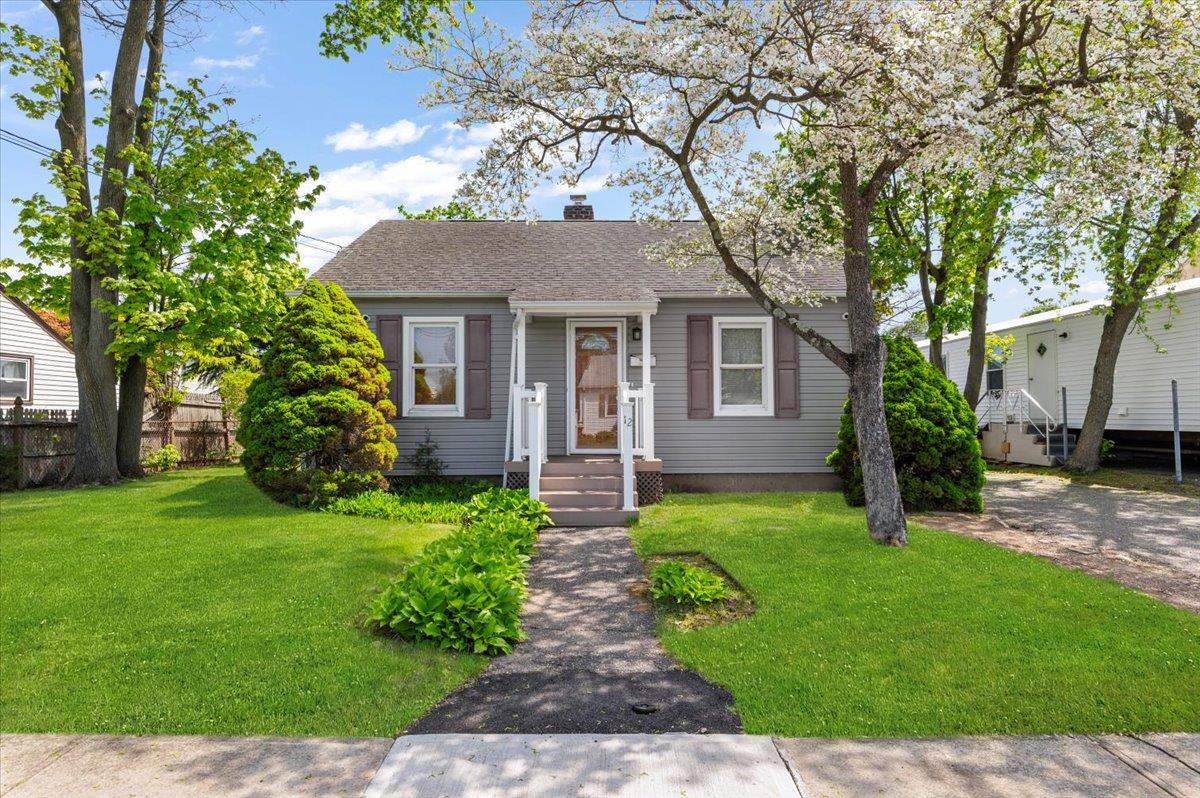 12 Leyden Street, Huntington Station, New York image 1