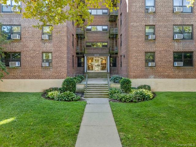 Photo of 211-02 73rd Avenue #1H, Bayside, NY 11364 (MLS # 1043109)