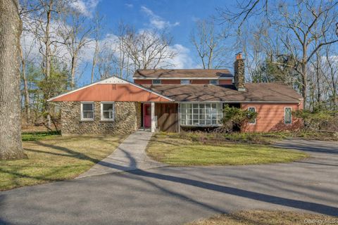 Homes For Sale - 16 Young Road<br/> Katonah, NY 10536