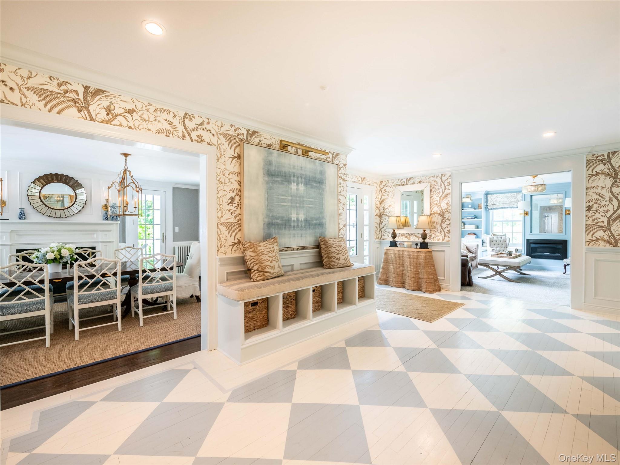 245 Lattingtown Road