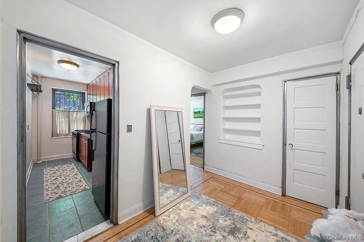 303 E 37th Street 1D