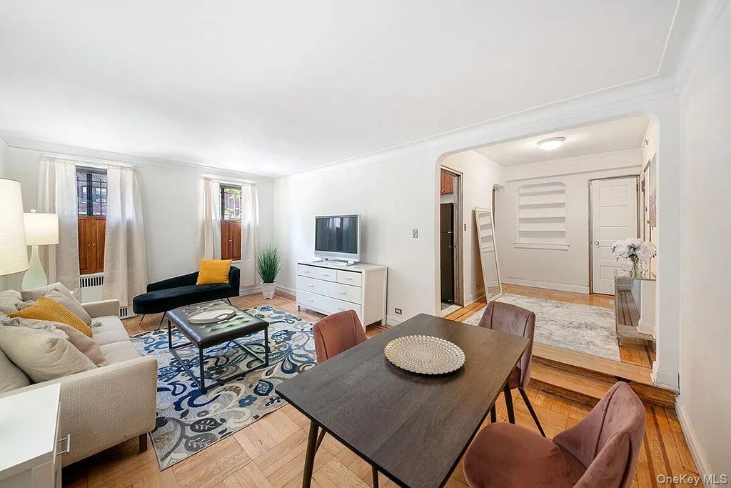Photo of 303 E 37th Street #1D, New York (Manhattan), NY 10016 (MLS # 953904)