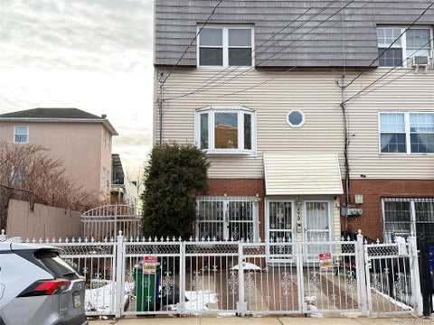 Multifamily For Sale - 2076 Caesar Place<br/> Bronx, NY 10473