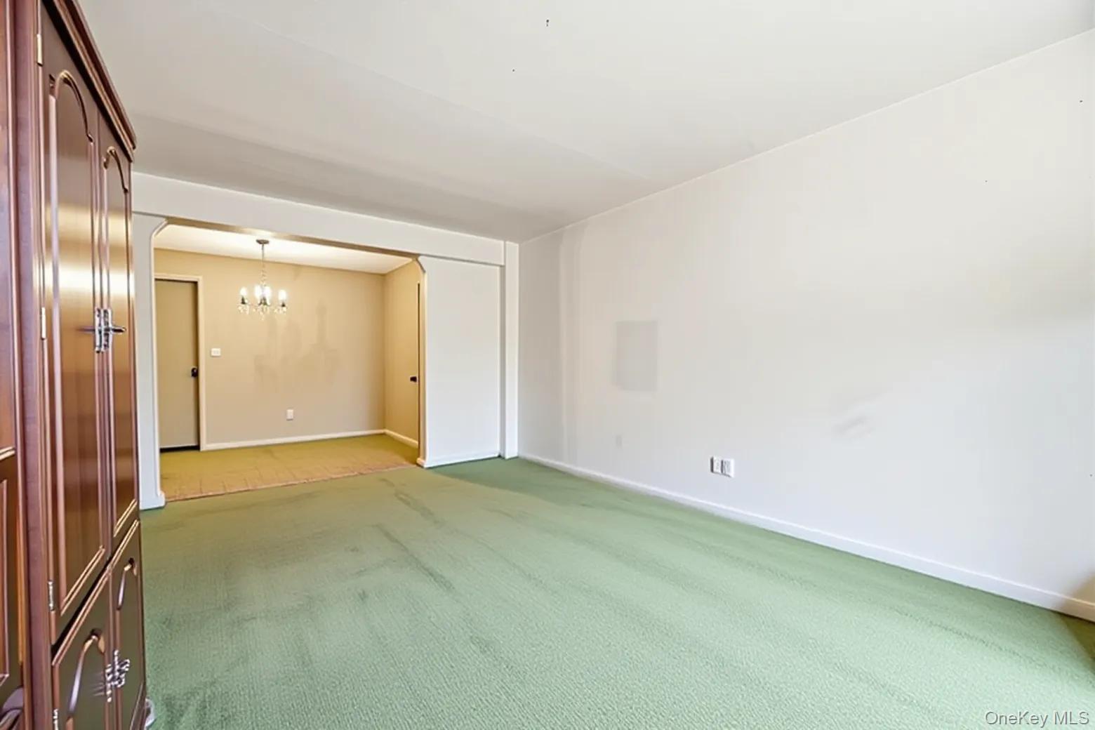 67-87 Booth Street 4C