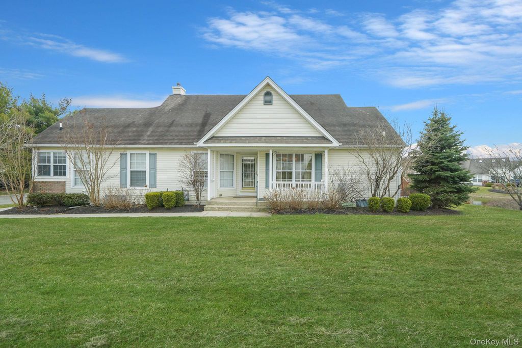 Photo of 1601 Nicole Drive, Port Jefferson, NY 11776 (MLS # 979827)