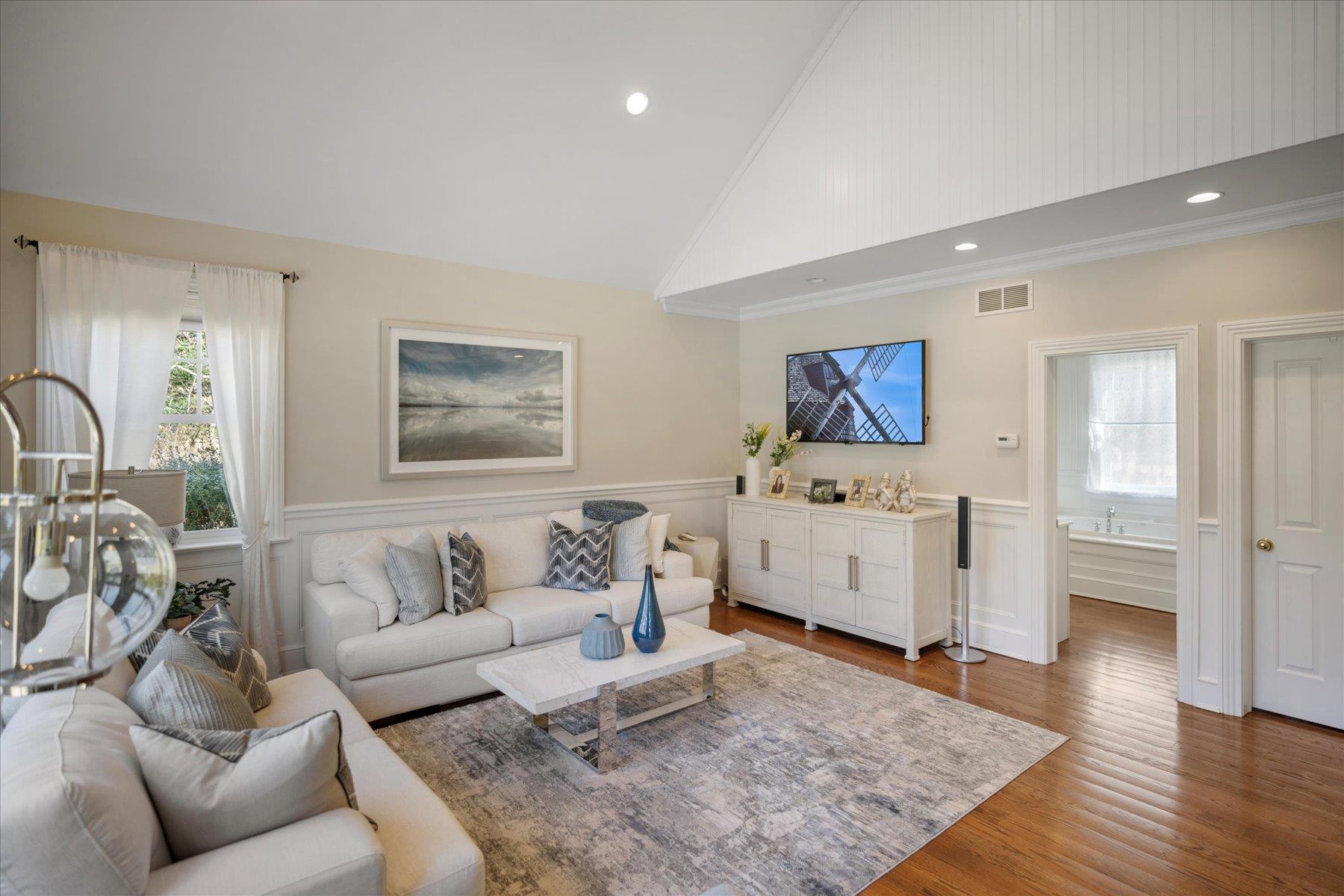 8 Cedarfield Lane, Westhampton, New York image 21