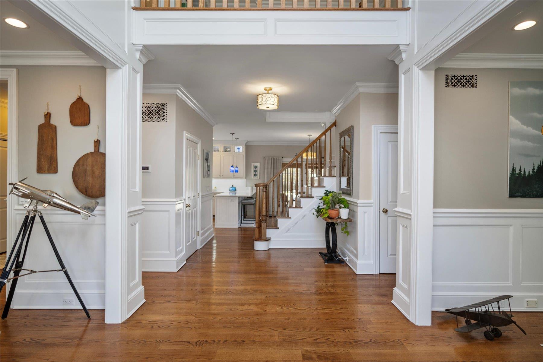 8 Cedarfield Lane, Westhampton, New York image 4