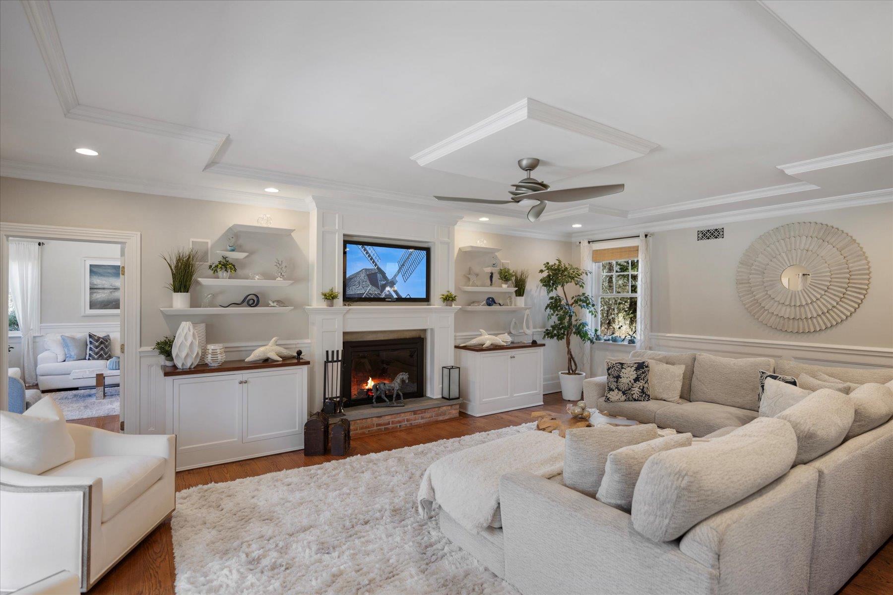 8 Cedarfield Lane, Westhampton, New York image 16
