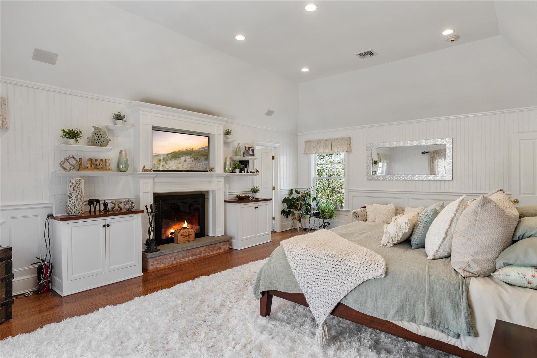 8 Cedarfield Lane, Westhampton, New York image 33