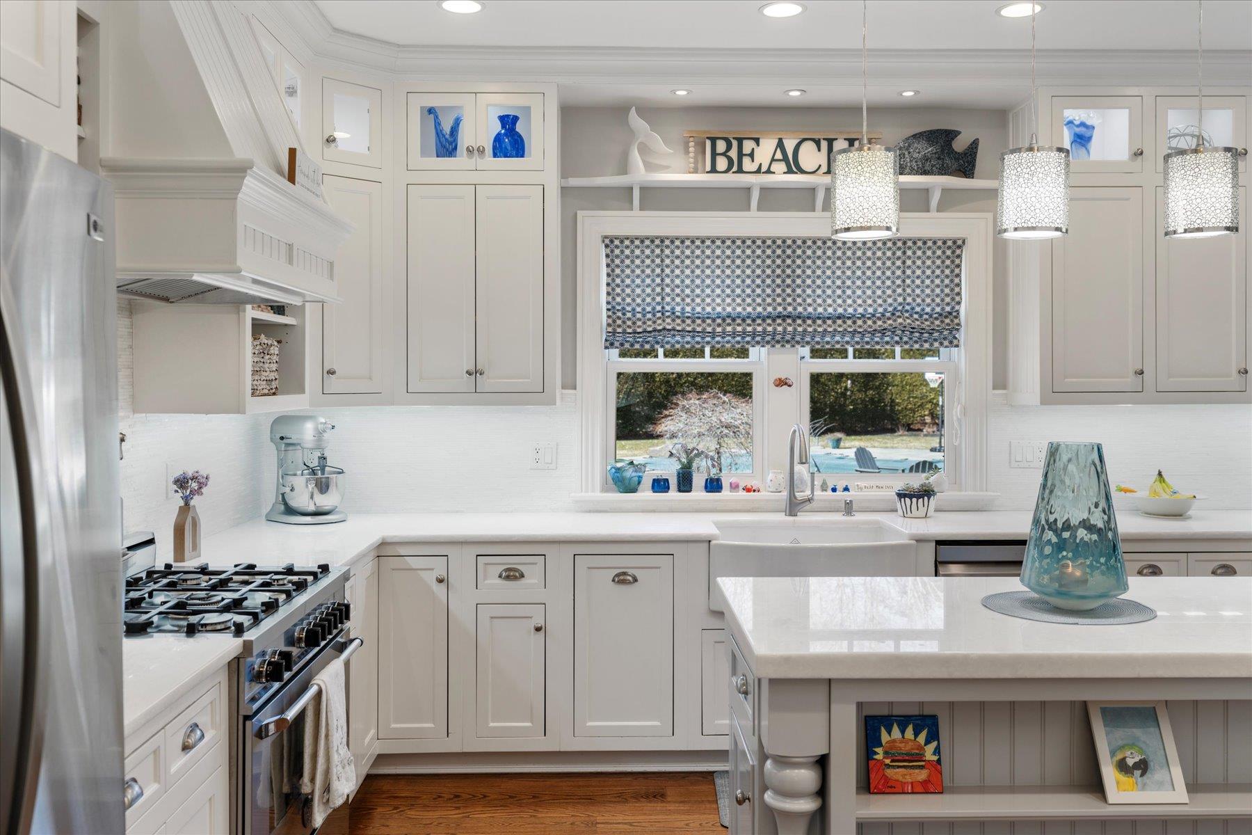 8 Cedarfield Lane, Westhampton, New York image 11
