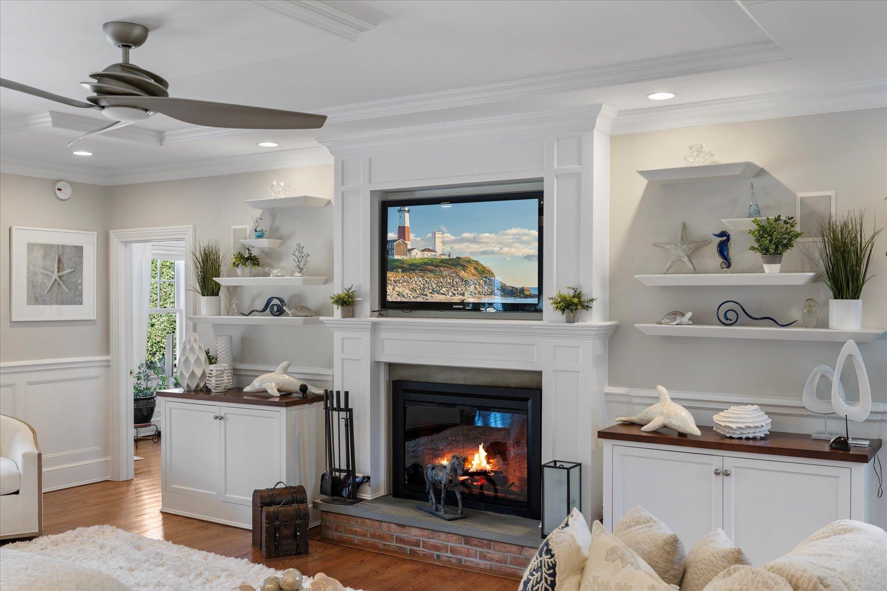 8 Cedarfield Lane, Westhampton, New York image 19
