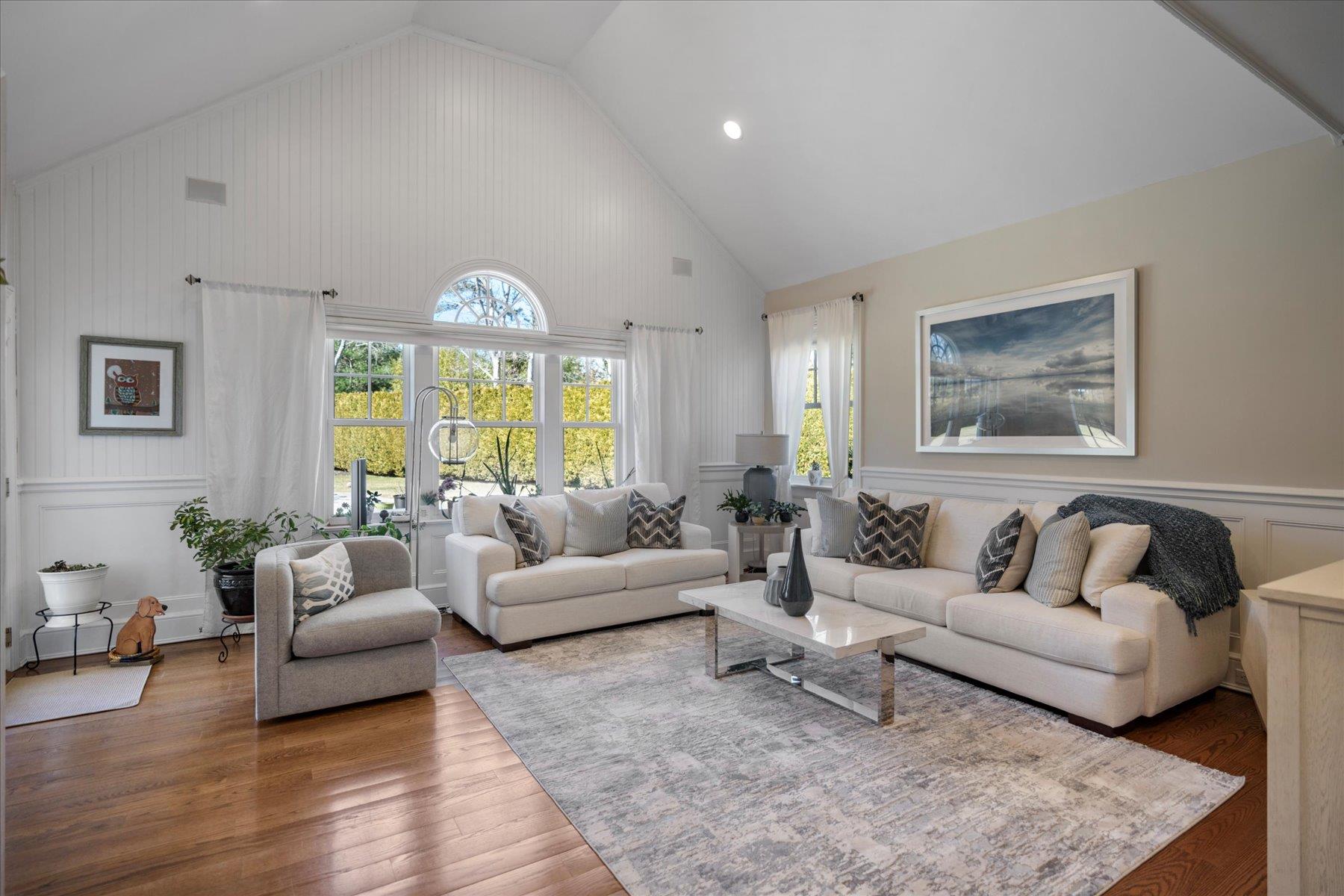 8 Cedarfield Lane, Westhampton, New York image 20