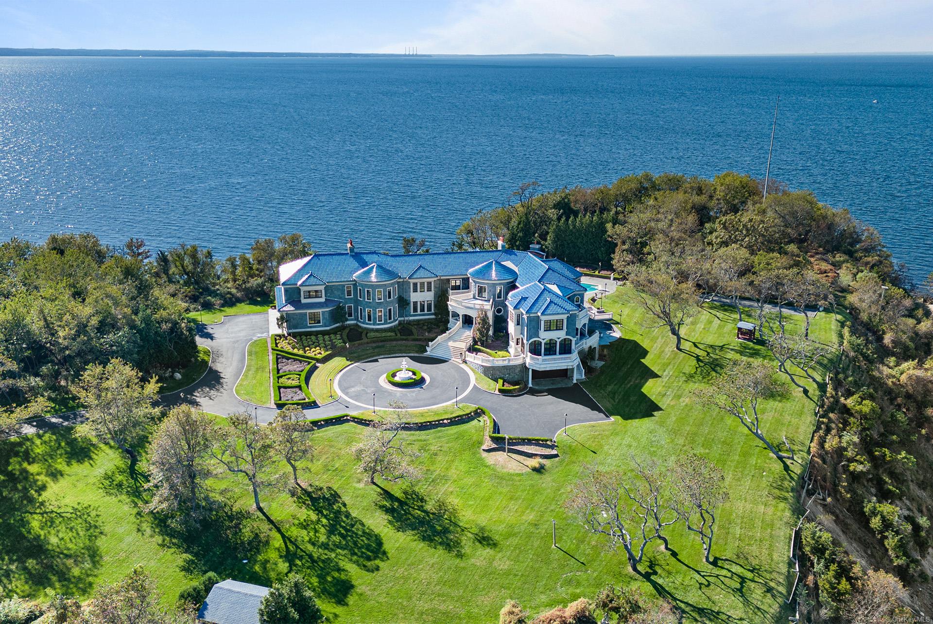 70 Crane Neck Road