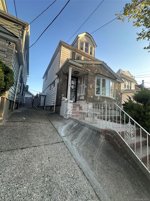 7332 53rd Road Maspeth NY 11378